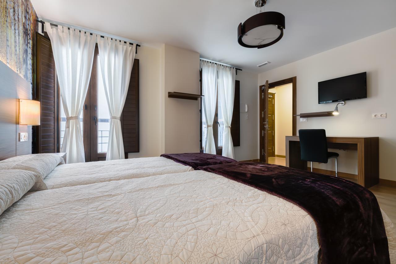 Hostal Arriola Granada Eksteriør billede