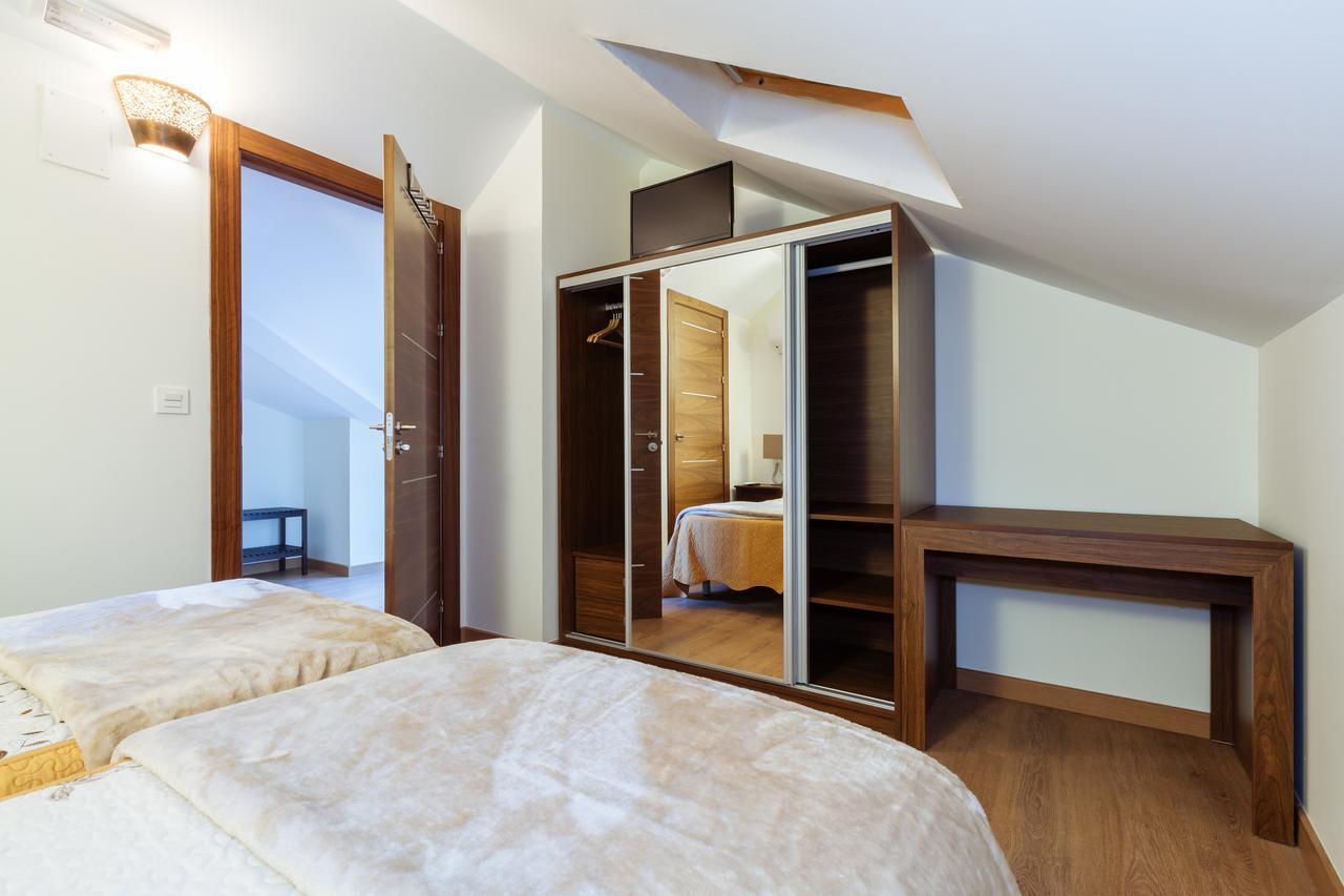 Hostal Arriola Granada Eksteriør billede