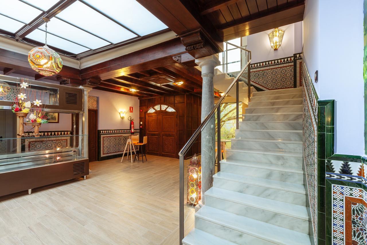 Hostal Arriola Granada Eksteriør billede